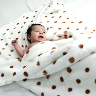 Polka Baby Blanket – Ultra Soft, Lightweight & Cozy Plush 144x110cm Brown