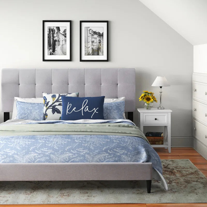 Tufted platform deals bed with storage