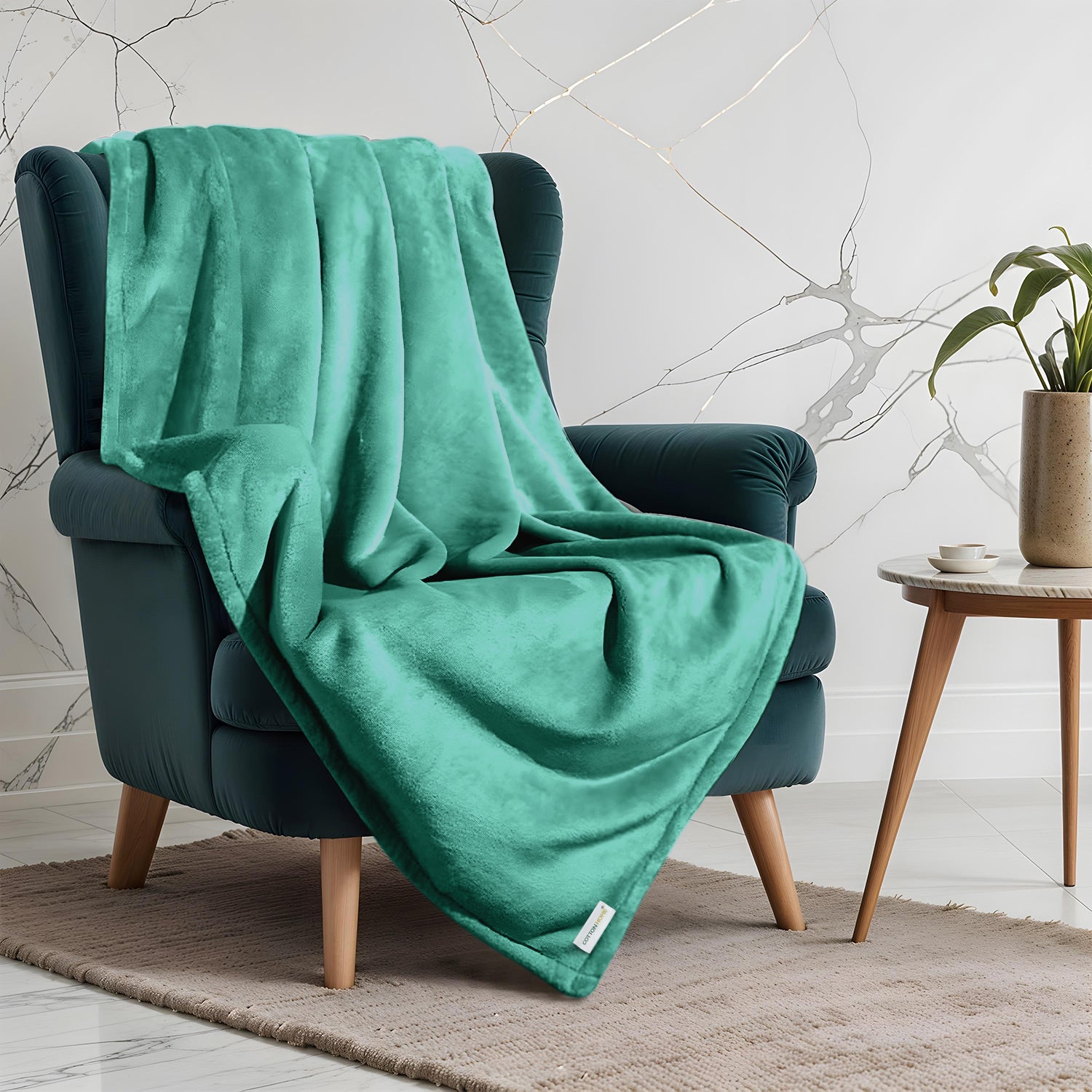 Flannel Blanket Queen 220x240cm Suitable for All Seasons, Warm Throw Blanket  - Mint green