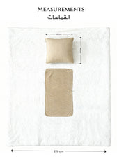 Measurement chart of a cushion and blanket on a white background

