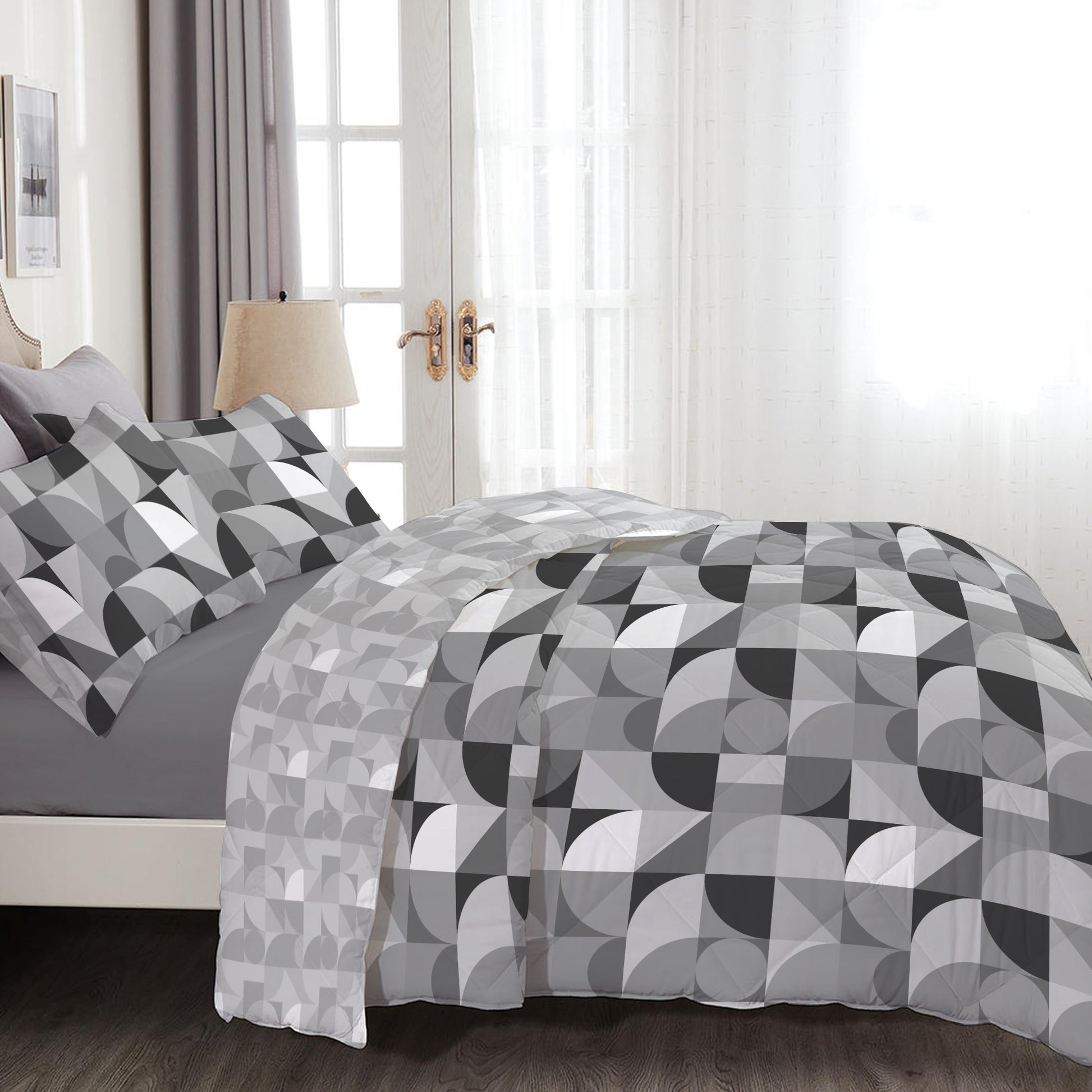 4-Piece Luxury Cotton Comforter Set Queen/King Size Bauhaus Print Grey