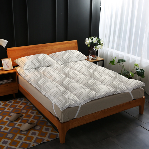 Off-White And Black Geometric Mattress Topper 200x200+8cm - Super King Size